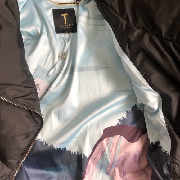 Ted Baker London long jacket, pretty light. - Picture 3 of 5